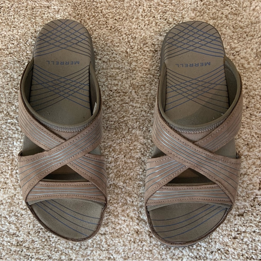 Merrell Heather Bungee Nubuck Tan Slide Slip On Sandal Outdoor Hiking Comfort